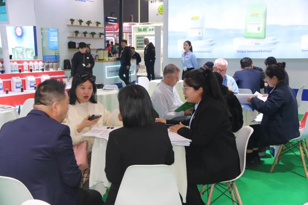 金牌赞助企业开云在线手机入口全新亮相上海CAC国际农化展，以科技实力献礼25周年